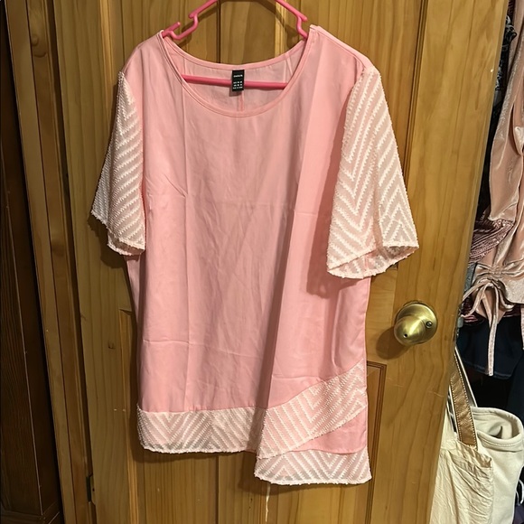 Soft Pink Short Sleeve Oversized Tee ladies - Picture 6 of 7